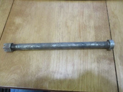 铃木 TS250 Savage 后轴 69 - 70 — 第 1/4 张图片