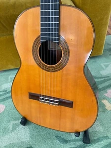 Kimiyoshi Noda No. 1200F 1977 classical guitar – solid woods, signed, japan - Picture 1 of 24