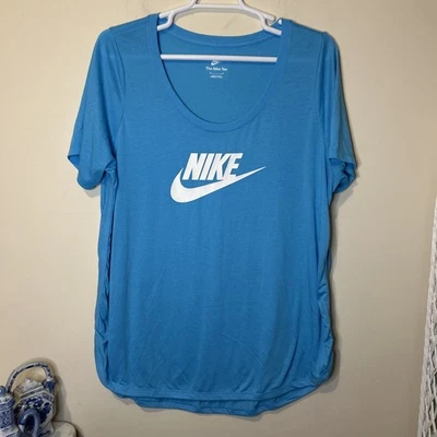 Camiseta Nike Top Feminina 1X Azul Roupa Ativa Exercício Athleisure Oversized - Imagem 1 de 4