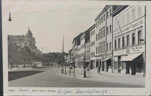 Foto AK Pirna - Karl-Marx-Straße mit GESCHÄFTEN LÄDEN - selten! - Bild 1 von 2