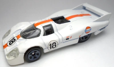 2018 Hot Wheels Porsche 917Lh #18 Gulf White 3 1/8" carro de corrida fundido com laranja - Imagem 1 de 4