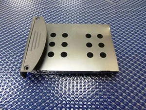 Bandeja y puerta de disco duro para computadora portátil Dell Inspiron 1100 (con tornillos) - 5W557 - Imagen 1 de 5