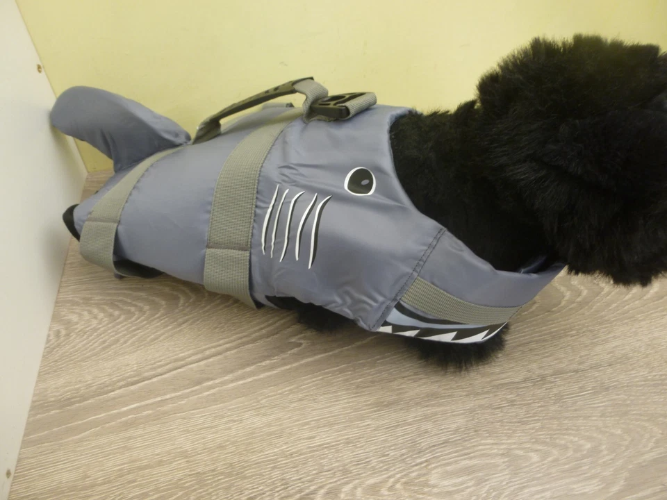 dog life jacket sharkha  design adjustable straps for a M/L dog - Image 1 of 4