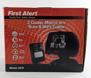 First Alert 2 Channel Black White CRT Monitor w/ Speaker S-Video Retro Gaming - Picture 1 of 6