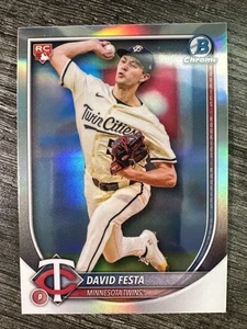 Bowman David Festa 2025 cromo rojo refractor de redención de novato #54 gemelos - Imagen 1 de 2