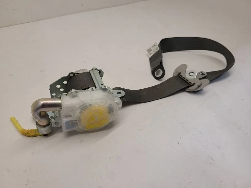 2011 11 TOYOTA SIENNA RH Right Front Bucket Passenger Seat Seat Belt Retractor Foto 1 de 4