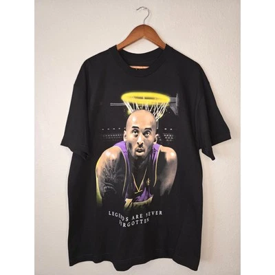 Camiseta Kobe Bryant Legends Are Never Forgotten Baloncesto Negra XL Camiseta Conmemorativa Foto 1 de 4