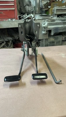 Chevrolet 1955 1956 pedal de freno y embrague reconstruido Bel Air 210 150 Nomad  Foto 1 de 4