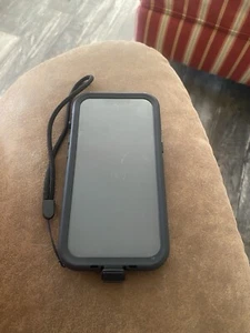 Vendo Mi iPhone 13Lo Compré En Noviembre Tiene La Aplicación Tik Tok $10000 - Picture 1 of 2