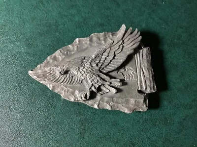 SISKIYOU Buckle Co 1988 Western Arrowhead Eagle Metal Pewter Belt Buckle Z80 USA - Image 1 of 4