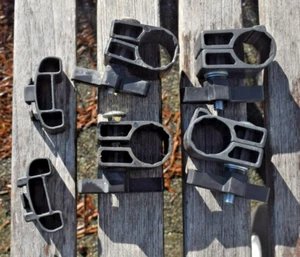 4 Yakima Wrap Around Mighty Mounts w/ bolts & Spin Levers Set 4 - Picture 1 of 2