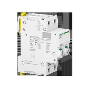 Schneider Electric Fusible Termomagnético Automático 1P, 1A iC60N A9F74101 - Imagen 1 de 12