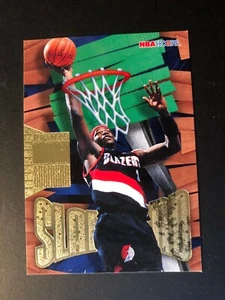 1996 CLIFFORD ROBINSON SkyBox Basketball Card  # SL38 Made in USA - Picture 1 of 4