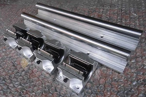 2XTBR25-1500 mm 25 mm albero guida lineare completamente supportato + 4 cuscinetti a rulli TBR25UU - Foto 1 di 3