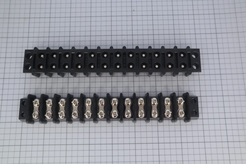 *Single* Marathon 602-GP-12 Barrier Strip 12 POS 14.3mm Screw Panel Mount 30A - Image 1 of 1