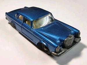 Vintage Matchbox Lesney #46 Blue Mercedes Benz 300SE 1/64 Diecast - Picture 1 of 11