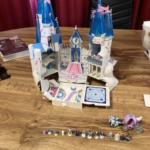 TRENDMASTERS DISNEY CINDERELLA CASTLE STARCASTLE POLLY POCKET 1996 senza chiave - Foto 1 di 24