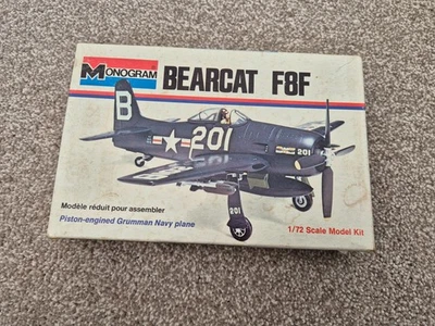 1/72 VINTAGE MONOGRAM GRUMMAN BEARCAT F8F PLANE AIRCRAFT MODEL KIT 6789 - Image 1 of 4