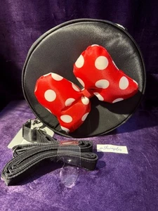 DISNEY STORE MINNIE MOUSE PURSE Black Bow NEW in Plastic Park Bag Fanny Pack - Picture 1 of 9