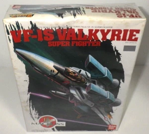 Bandai VF-1S Valkyrie Super Fighter 1/72 Macross Robotech Model 15th Anniversary - Picture 1 of 12