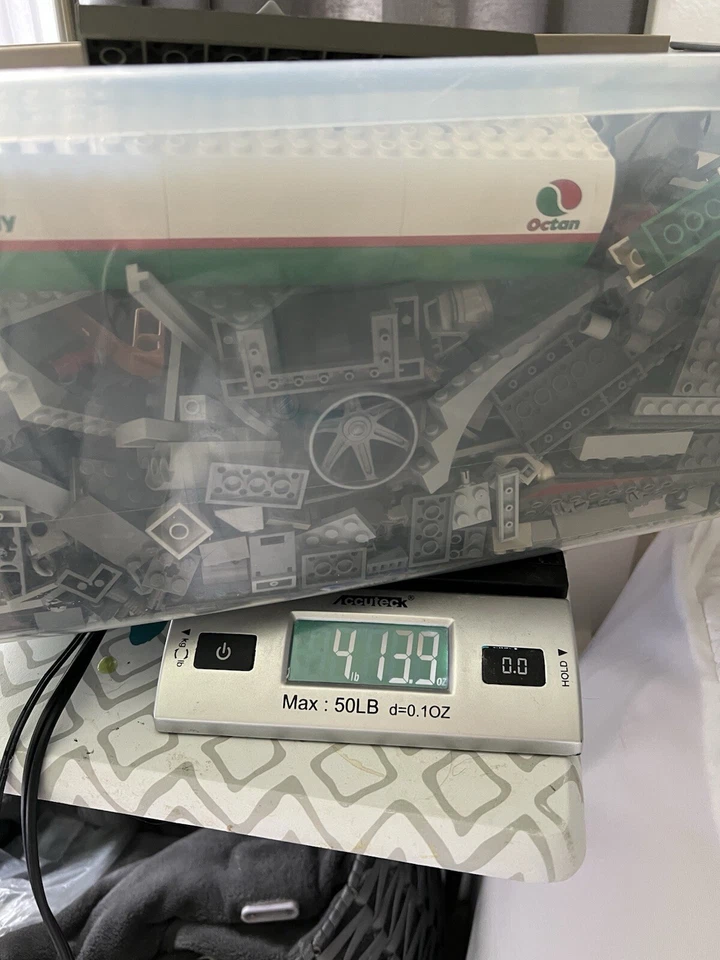 ALMOST 5 LB GREY LEGO BRAND BLOCKS BULK LOT! - Image 1 of 2