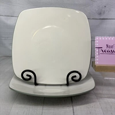 Noritake COLORWAVE GREEN 8485 White Soft Square Stoneware Dinner Plates Set of 2 - Image 1 of 4