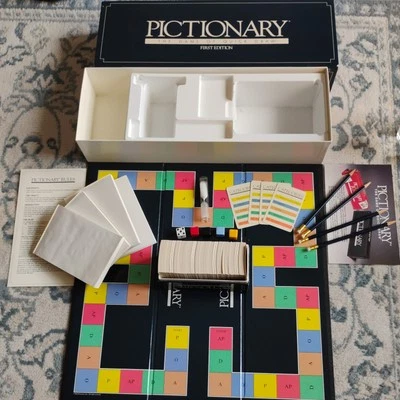 1985 Pictionary 1st Edition Game Complete in Very Good Condition  - Image 1 of 4