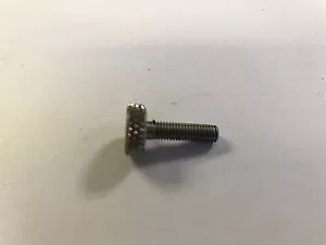 Carr Lane 10-32X3/4 Stainless Steel Knurled Head Screw - Picture 1 of 2
