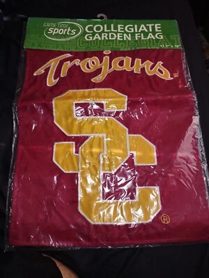 USC TROJANS 12.5" X 18" BANDERA NUEVA SELLADA NCAA  Foto 1 de 4