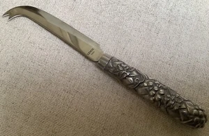 "Cuchillo bifurcado queso LENOX mango de uva y hojas en relieve 7 3/4""" - Imagen 1 de 4