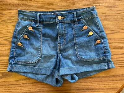 Junior Niñas 5 Pantalones Cortos Vaqueros Azul 28 x 2.25 7 Botones Dorados L.E.I. Tatum High Rise Foto 1 de 4