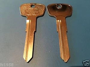 Vintage car Mercedes 206 D, 306 D / Hanomag F20, F35 / key blank Börkey 1008 - Picture 1 of 1