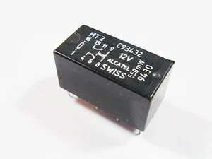 1X Relay 12V 2XUM 220V 2A AXICOM ALCATEL SWISS MT2 C93432 #13-93 - Picture 1 of 7