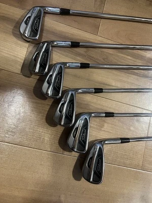 Titleist AP2 712 Iron Set 6pcs 5-PW Dynamic Gold S200 Steel Shaft Flex S - Image 1 of 4