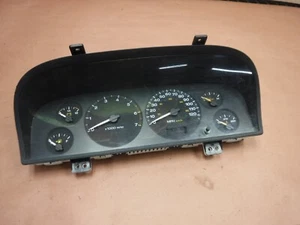 Jeep Grand Cherokee WJ 02-04 Speedometer Instrument Gauge Cluster Assembly OEM - Picture 1 of 3