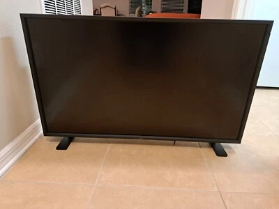 NEC MultiSync LCD4020 Mdl L406T6 LCD TV Monitor/ Digital Signage +Stand. SCRATCH - Image 1 of 4