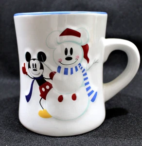 MICKEY Maus SCHNEEMANN Disney Keramik Kaffeebecher innen blau Winter SCHNEEFLOCKEN - Bild 1 von 4