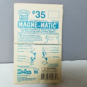 Kit acoplador de vástago de plástico Kadee 35 2 pares Magne-Matic corto 1/4" sobreajuste HO - Imagen 1 de 2