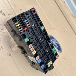 Ford Custom Diesel 2.2Tdci fuse box "2013-2019 reg Mk8 - Picture 1 of 3