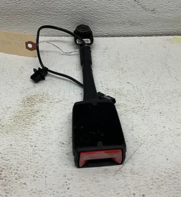 2017-2018 CHEVROLET CRUZE FRONT RIGHT PASS SEAT BELT BUCKLE ADAPTER, OEM LOT004 Foto 1 de 4