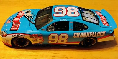 Acción 1/24 Kasey Kahne #98 Channellock 2002 Taurus NUEVO Foto 1 de 4