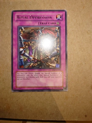 YuGiOh Royal Opression DB2-EN200 - Image 1 of 2