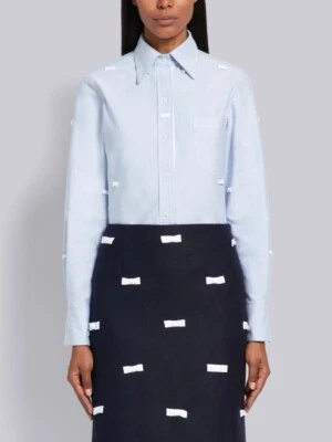 CAMISA THOM BROWNE LAZO BORDADO PUNTO CUELLO LS TALLA 44 AZUL NUEVA CON ETIQUETAS Foto 1 de 4