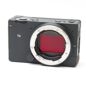 SIGMA fp L 61MP Full Frame Mirrorless Digital Camera Body #380 - Picture 1 of 12