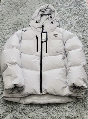 Chaqueta con capucha acolchada Pertex Descente USA talla pequeña para hombre SM323WDJ91 gris. Foto 1 de 4