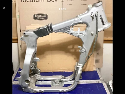 HONDA XR650R CHASSIS FRAME w STREET PAPERS MINT - Image 1 of 2