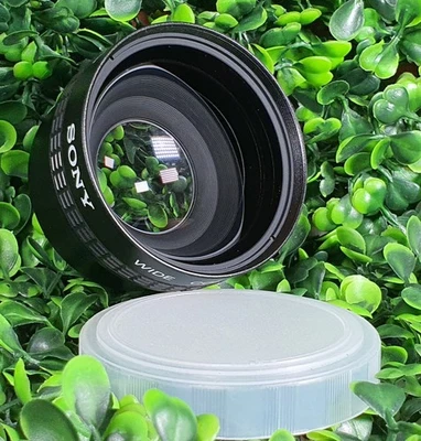 Sony VCL-0746B Wife Conversion Lens x0.7 Camera Lens - Image 1 of 3