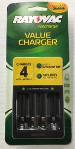 Caricabatteria ricaricabile Rayovac per batterie 4AA / 4AAA - Foto 1 di 2