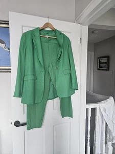 Green M & S Woman's trouser Suit - Picture 1 of 10
