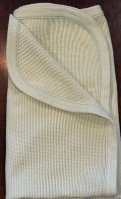Garanimals Solid Green Thermal Baby Blanket Waffle Weave Lovey EUC - Image 1 of 4